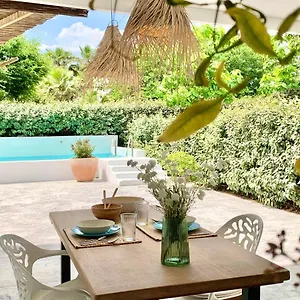 https://villa-nature-con-piscina-privada-wifi-ac-bbq.catalonia-hotels.com