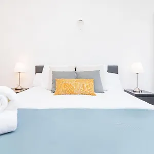 https://ollerias-historic-center-parking.1costadelsol.com